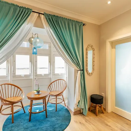 Apartment Hidden Gem In Center By Arcobnb